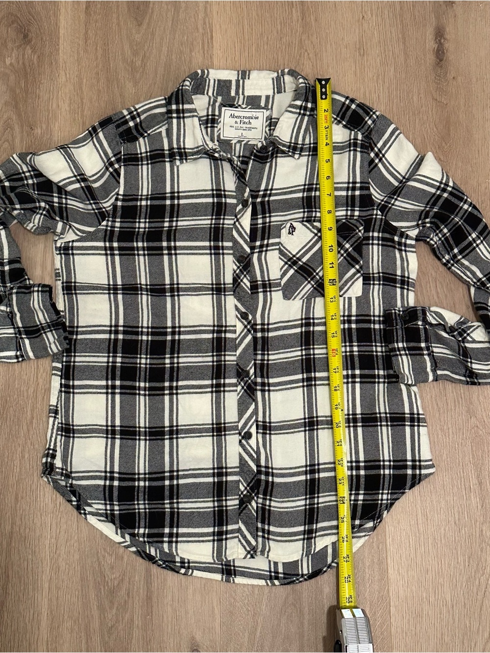 Abercrombie & Fitch Black and White Plaid Button-Down Shirt